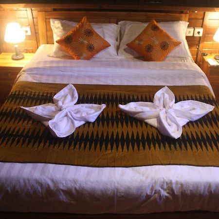 Lotus Bungalow Hotel Đảo Đảo Nusa Penida Ngoại thất bức ảnh